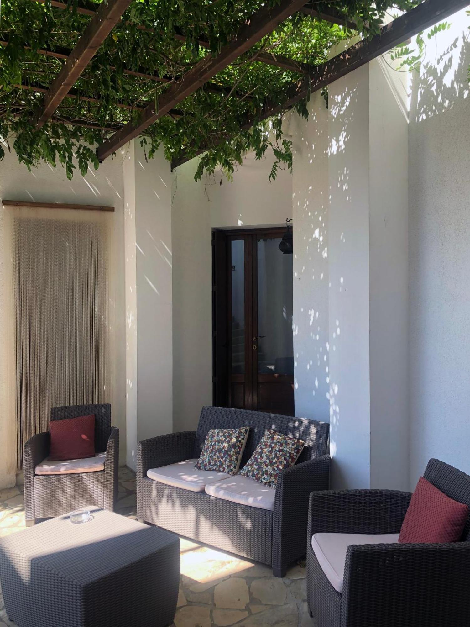 Casa Karina Specchia