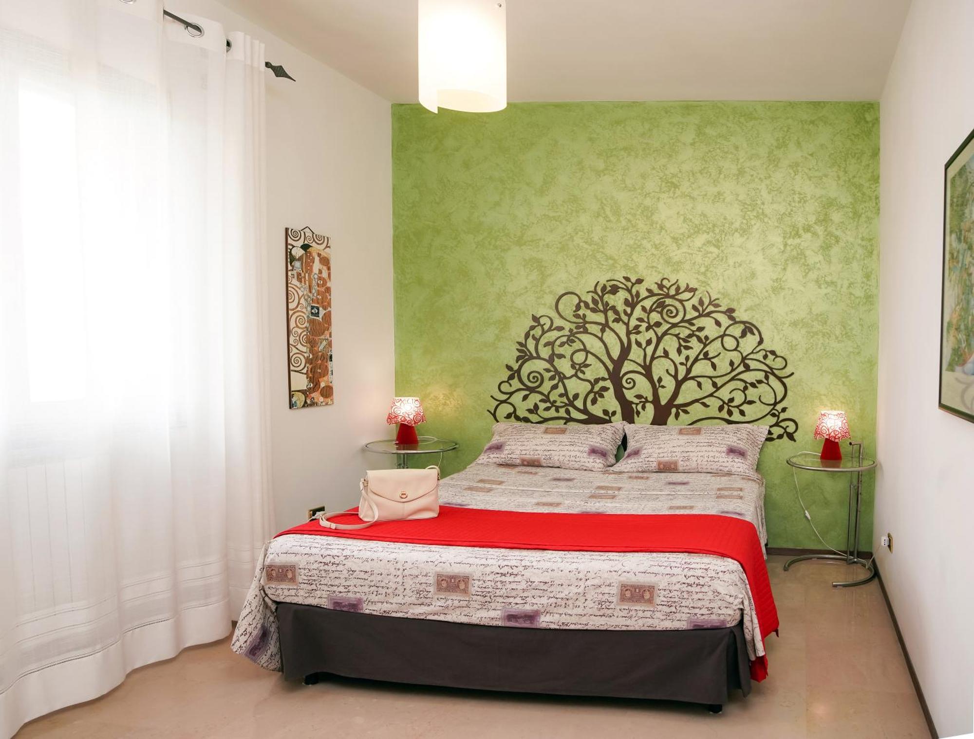 Casa Karina Specchia
