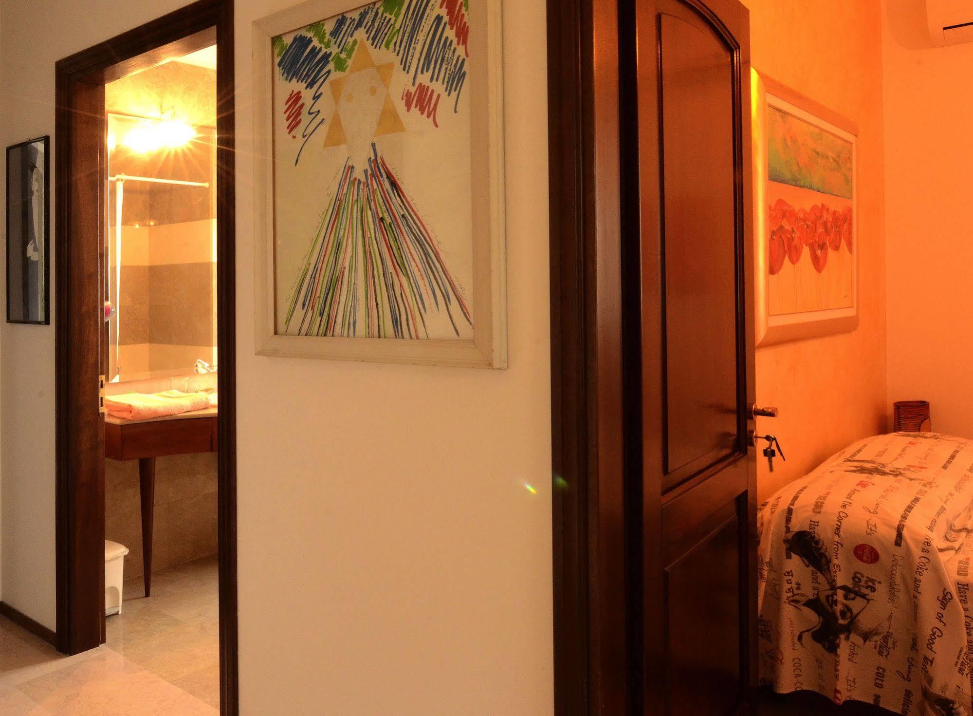 Casa Karina Specchia